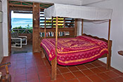 Beach level studio apartment bedroom and sea view